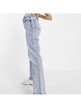 Abercrombie & Fitch Light Wash Straight Leg Women’s Jeans Sz 10